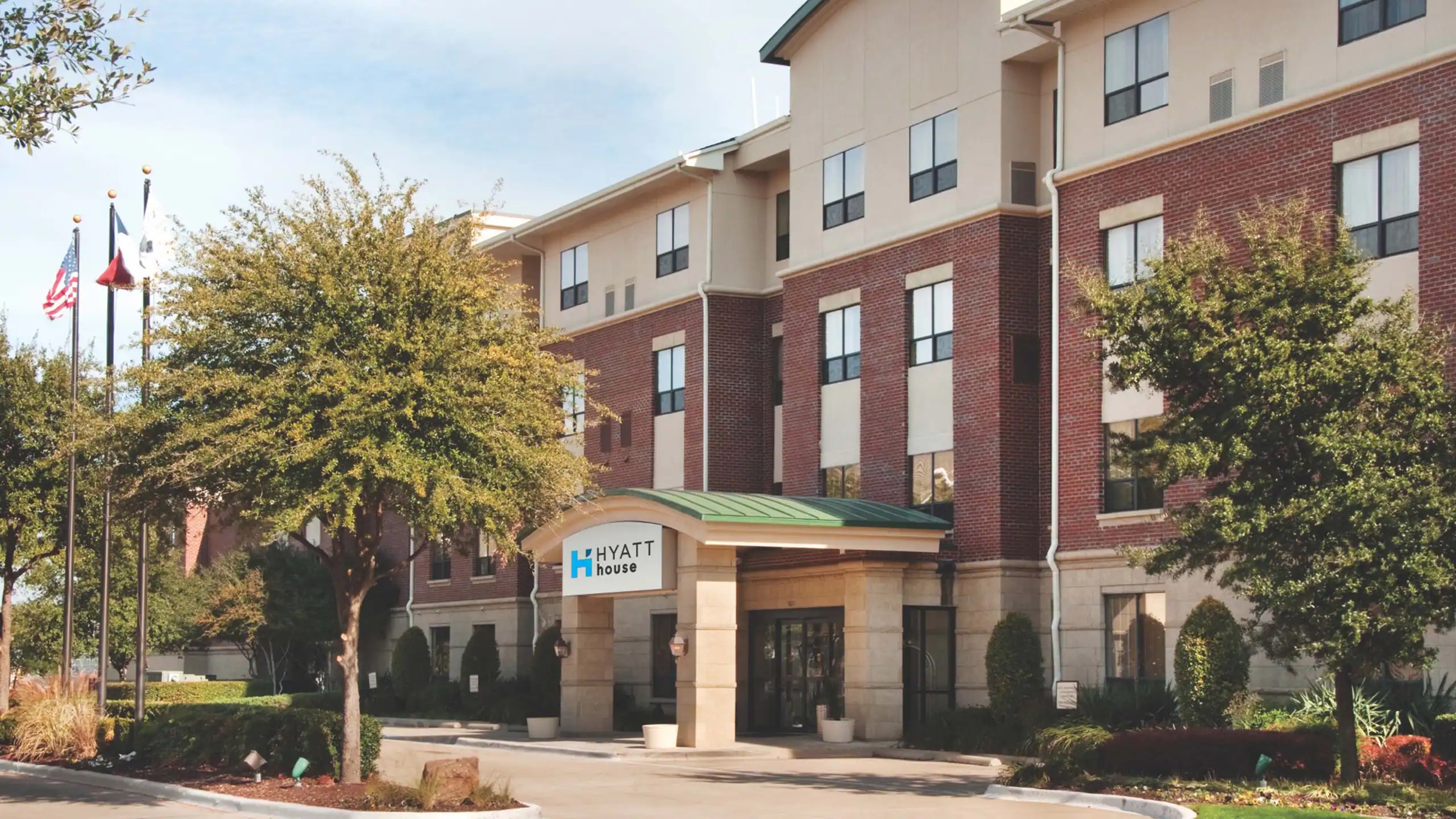 Hyatt House Dallas/Lincoln Park exterior